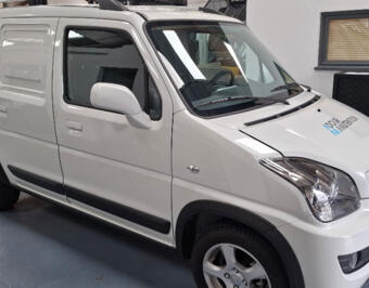 VEHICULE UTILITAIRE  ELECTRIQUE LOGISTAR 100